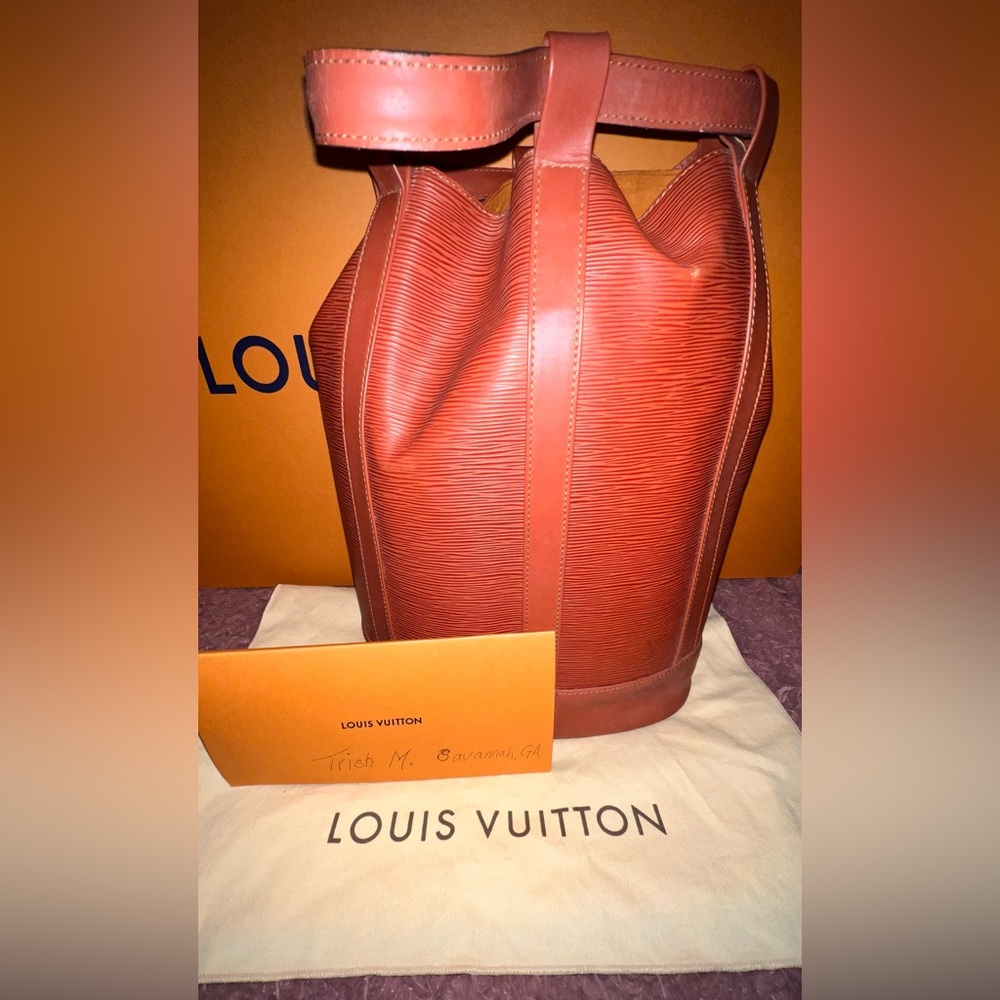 Authentic Louis Vuitton MM backpack epi Leather Bag